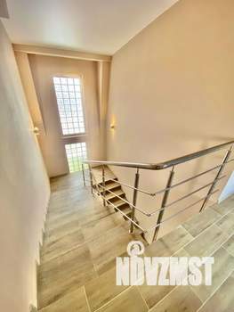 Дом 180м², 3-этажный, посуточно,