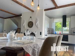 Дом 140м², 2-этажный, посуточно,