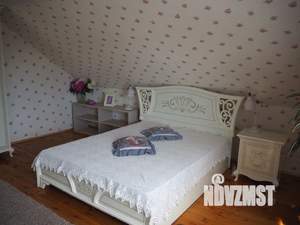 Дом 230м², 2-этажный, посуточно,