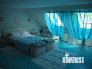 Дом 230м², 2-этажный, посуточно,