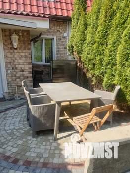 Дом 140м², 2-этажный, посуточно,