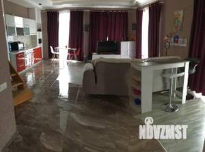 Дом 110м², 2-этажный, посуточно,