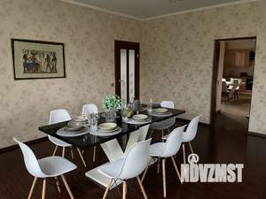 Дом 250м², 2-этажный, посуточно,