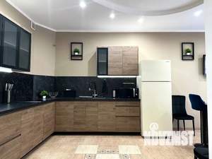 Дом 150м², 4-этажный, посуточно,