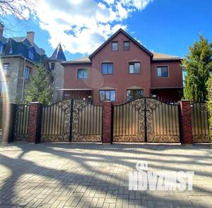 Дом 250м², 4-этажный, посуточно,