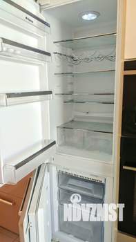 Дом 300м², 3-этажный, на длительный срок,