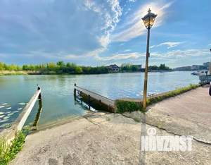 Дом 180м², 3-этажный, посуточно,