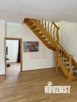 Таунхаус 297м², 2-этажный, на длительный срок,