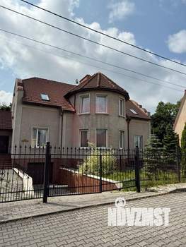 Таунхаус 297м², 2-этажный, на длительный срок,