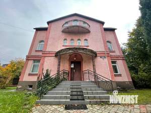 Дом 340м², 3-этажный, на длительный срок,