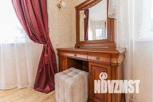 Дом 180м², 2-этажный, посуточно,