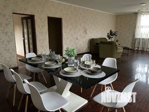 Дом 250м², 2-этажный, посуточно,