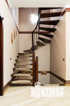 Дом 265м², 4-этажный, посуточно,