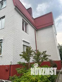 Дом 270м², 3-этажный, посуточно,