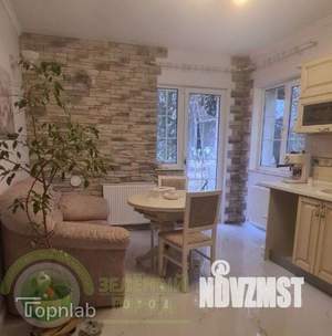 Дом 158м², 2-этажный, участок 12 сот.