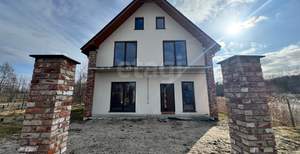 Дом 250м², 2-этажный, участок 5 сот.