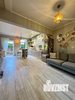 Таунхаус 133м², 3-этажный, участок 2 сот.