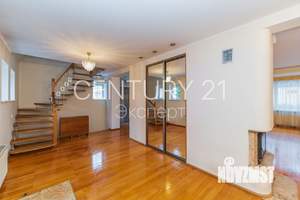 Дом 316м², 2-этажный, участок 11 сот.