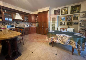 Дом 176м², 2-этажный, участок 1 сот.