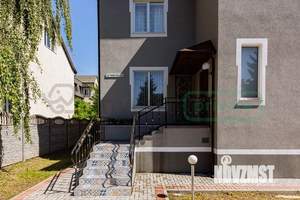 Дом 320м², 2-этажный, участок 5 сот.