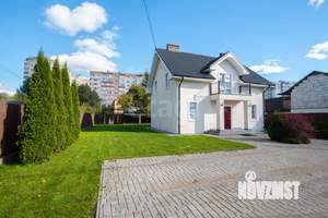 Дом 139м², 2-этажный, участок 9 сот.