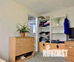 Дом 64м², 2-этажный, участок 5 сот.