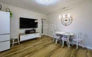 Дом 214м², 3-этажный, участок 11 сот.