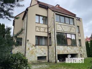 Дом 268м², 3-этажный, участок 6 сот.