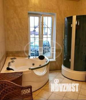 Дом 210м², 2-этажный, участок 16 сот.