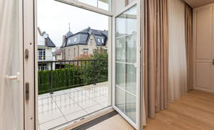 Дом 270м², 3-этажный, участок 3 сот.