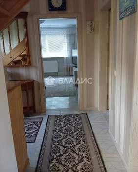 Дом 140м², 2-этажный, участок 6 сот.