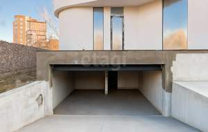 Дом 608м², 3-этажный, участок 12 сот.