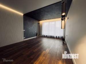 Дом 320м², 3-этажный, участок 6 сот.