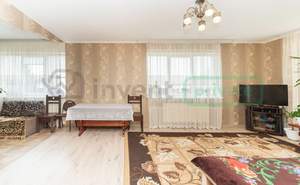 Дом 280м², 3-этажный, участок 8 сот.