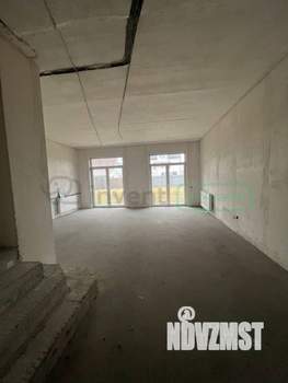 Таунхаус 228м², 3-этажный, участок 4 сот.