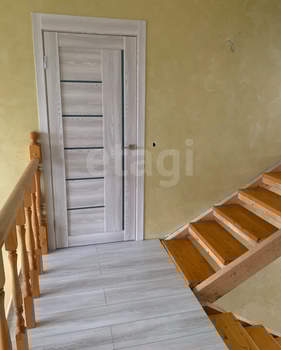 Дом 194м², 3-этажный, участок 430 сот.