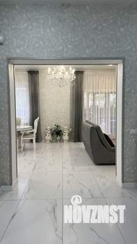 Дом 204м², 2-этажный, участок 5 сот.