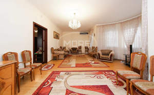 Дом 185м², 2-этажный, участок 5 сот.