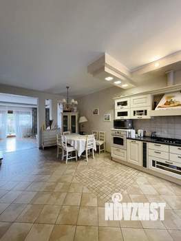 Таунхаус 175м², 3-этажный, участок 2 сот.