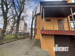 Таунхаус 300м², 3-этажный, участок 2 сот.