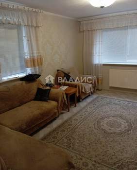 Дом 140м², 2-этажный, участок 6 сот.