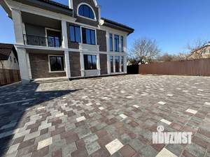 Дом 499м², 3-этажный, участок 10 сот.