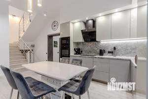 Дом 165м², 2-этажный, участок 7 сот.