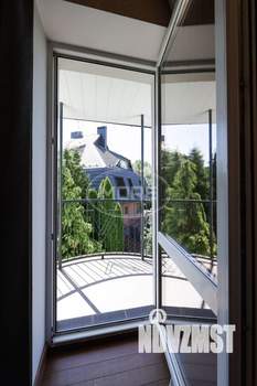 Дом 320м², 3-этажный, участок 12 сот.