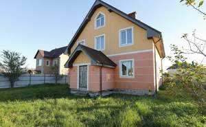 Дом 198м², 2-этажный, участок 6 сот.