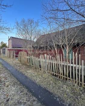 Дом 30м², 2-этажный, участок 4 сот.