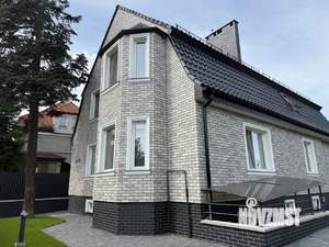 Дом 349м², 3-этажный, участок 8 сот.