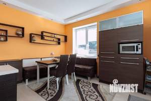 Дом 227м², 3-этажный, участок 6 сот.