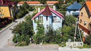 Дом 256м², 3-этажный, участок 5 сот.