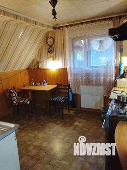 Дом 60м², 2-этажный, участок 6 сот.